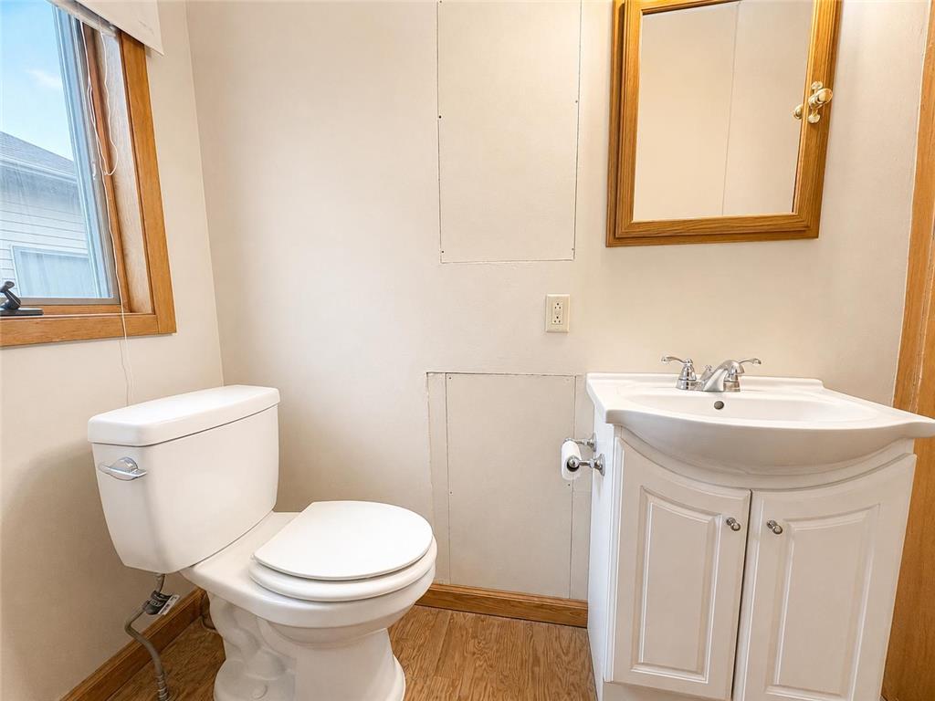 3715 W 5th Street Goodview MN 55987 7096080 image17