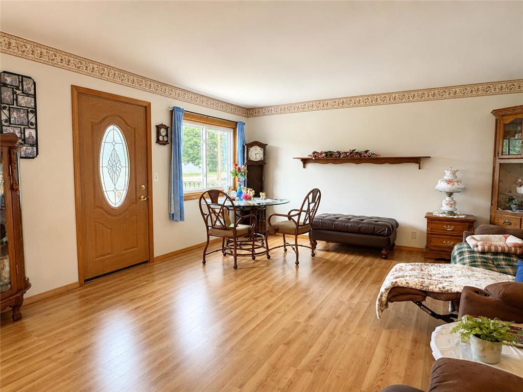 3715 W 5th Street Goodview MN 55987 7096080 image4