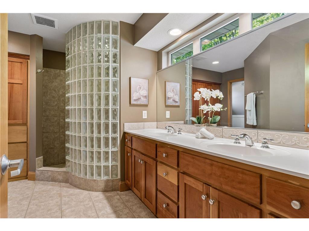 3716 Falcon Way Eagan MN 55123 7059249 image21