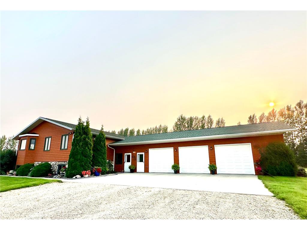 37165 220th Street Stafford Twp MN 56751 7066576 image1