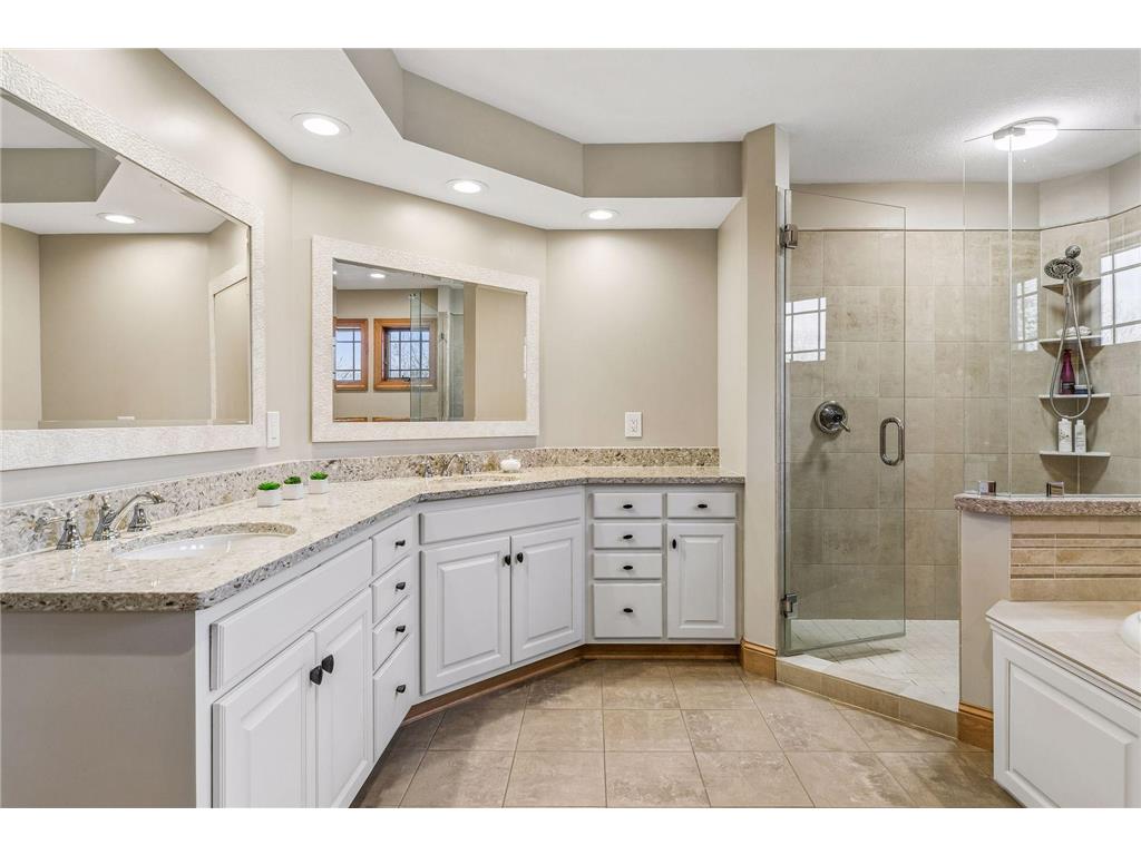 3717 Fairway Point Woodbury MN 55125 7048661 image52