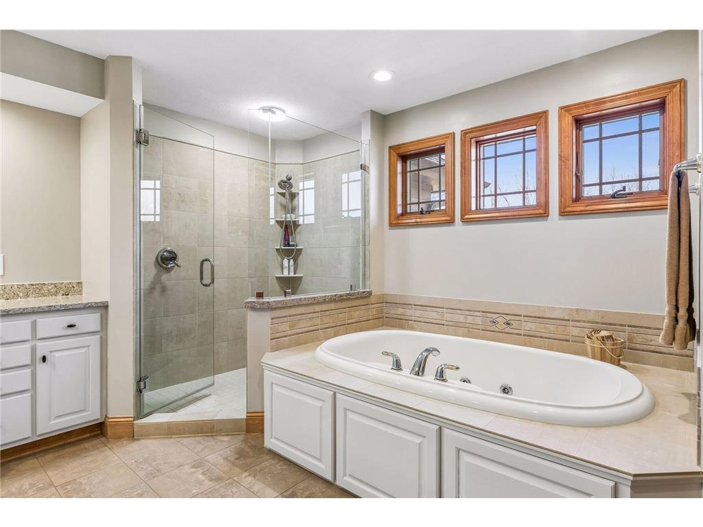 3717 Fairway Point Woodbury MN 55125 7048661 image54