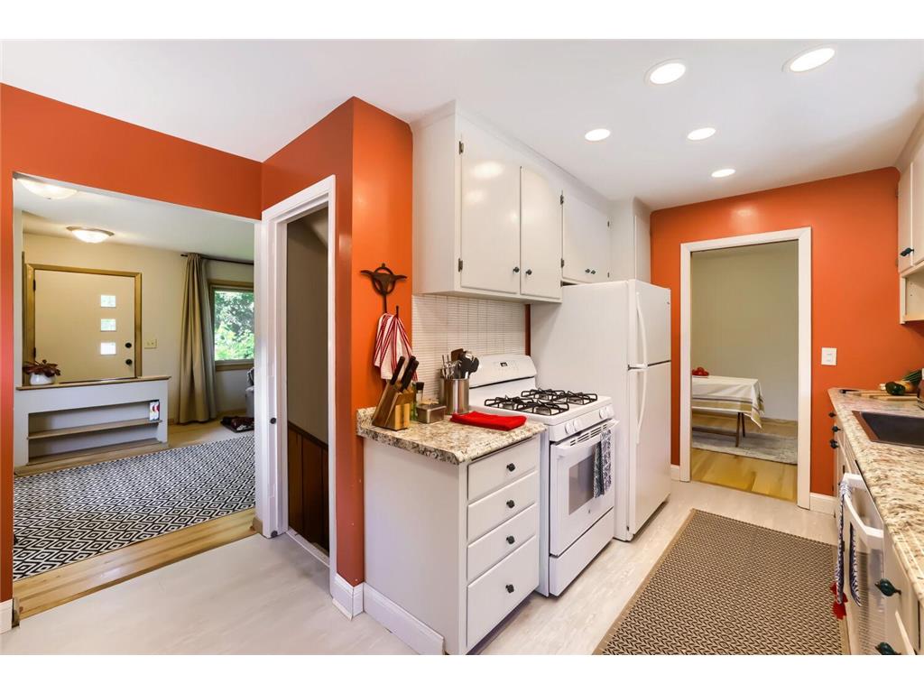 3718 Commodore Drive Brooklyn Center MN 55429 7078585 image8