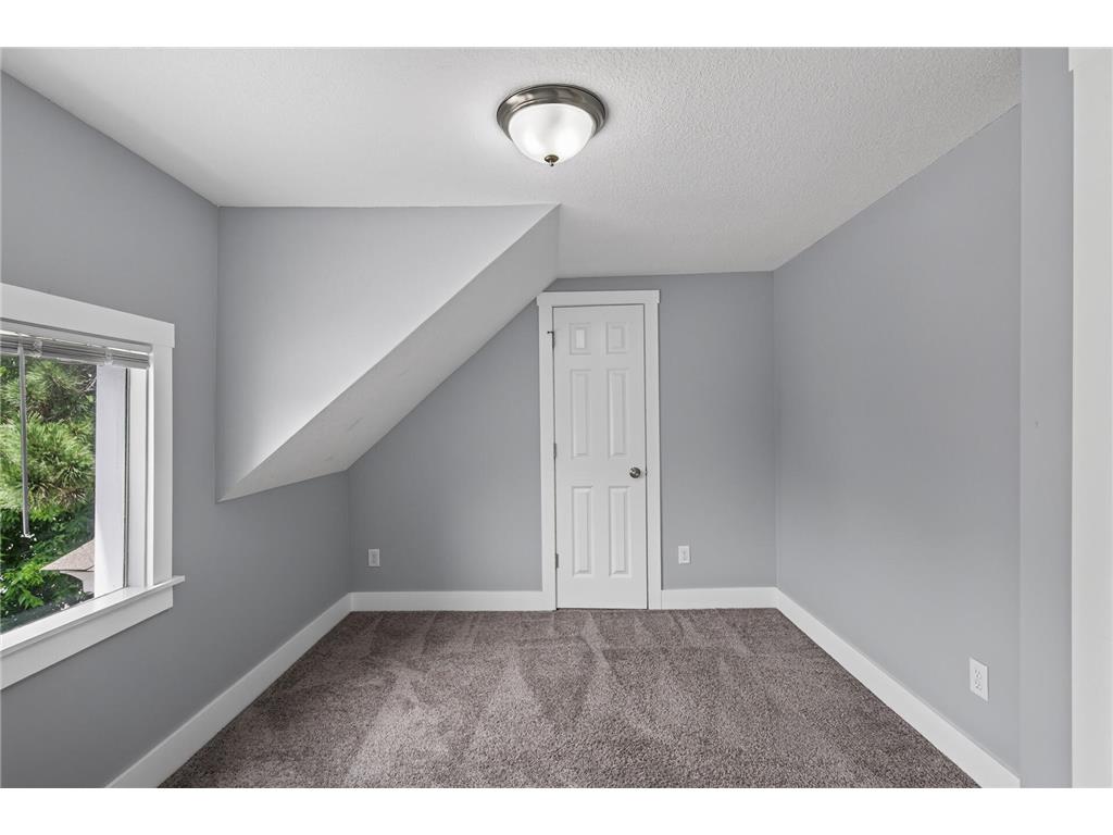 3718 Fremont Avenue N Minneapolis MN 55412 7094726 image15
