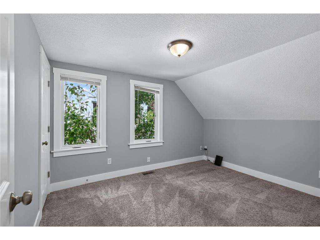 3718 Fremont Avenue N Minneapolis MN 55412 7094726 image17