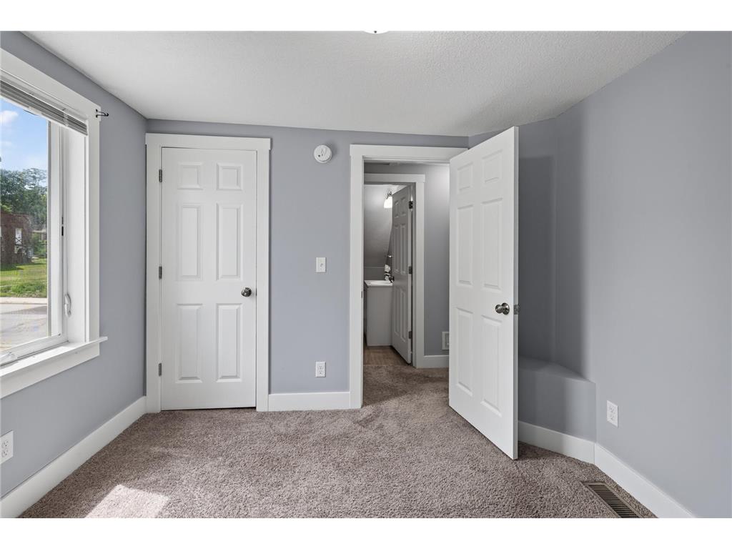 3718 Fremont Avenue N Minneapolis MN 55412 7094726 image21