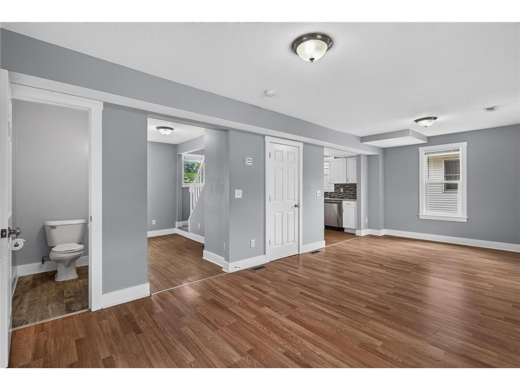 3718 Fremont Avenue N Minneapolis MN 55412 7094726 image7