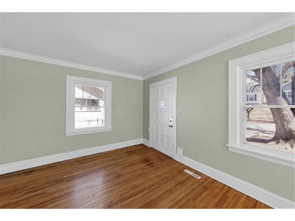 3719 Logan Avenue N Minneapolis MN 55412 7063085 image27
