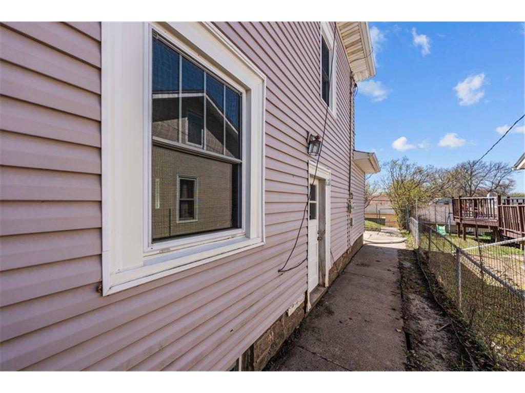 3719 Logan Avenue N Minneapolis MN 55412 7063085 image47