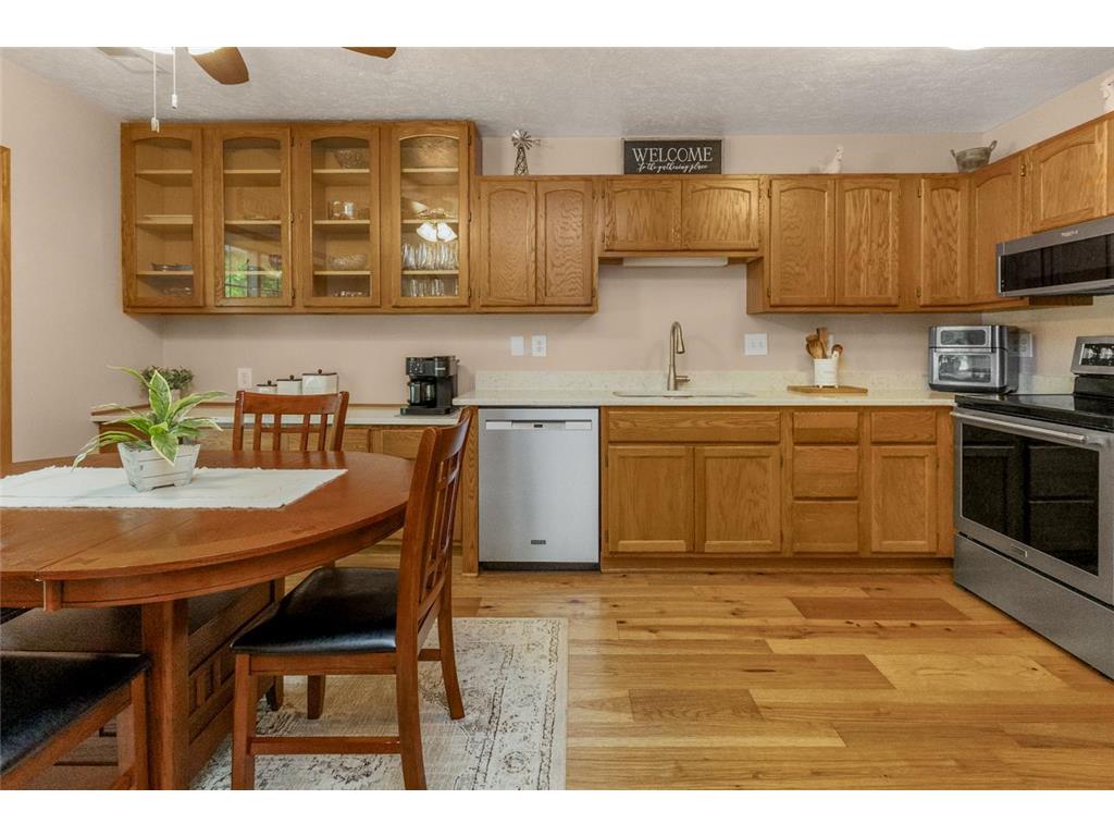 372 Gironde Court Woodbury MN 55125 7085878 image15
