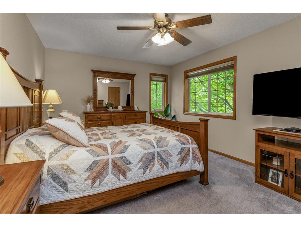 372 Gironde Court Woodbury MN 55125 7085878 image19