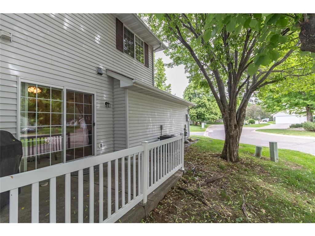 372 Gironde Court Woodbury MN 55125 7085878 image26
