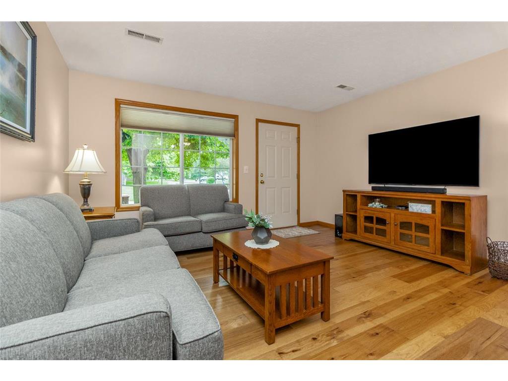 372 Gironde Court Woodbury MN 55125 7085878 image6