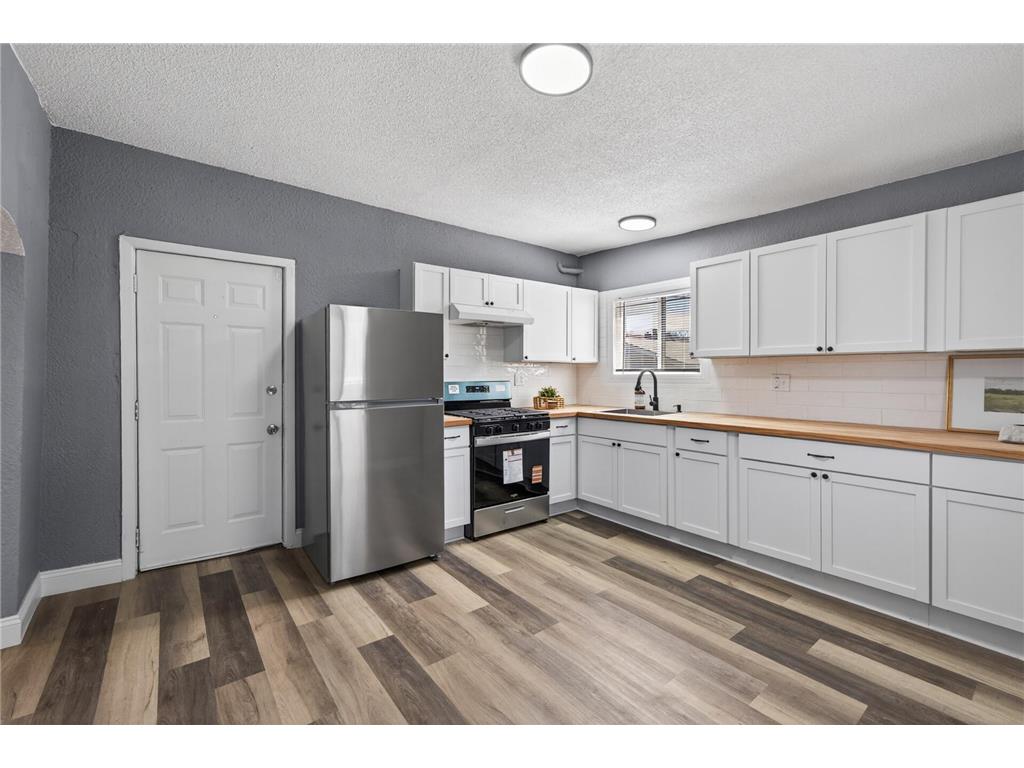 372 Lawson Avenue E Saint Paul MN 55130 7058900 image16