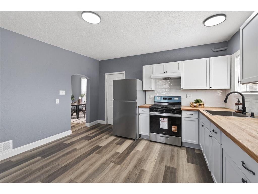 372 Lawson Avenue E Saint Paul MN 55130 7058900 image17