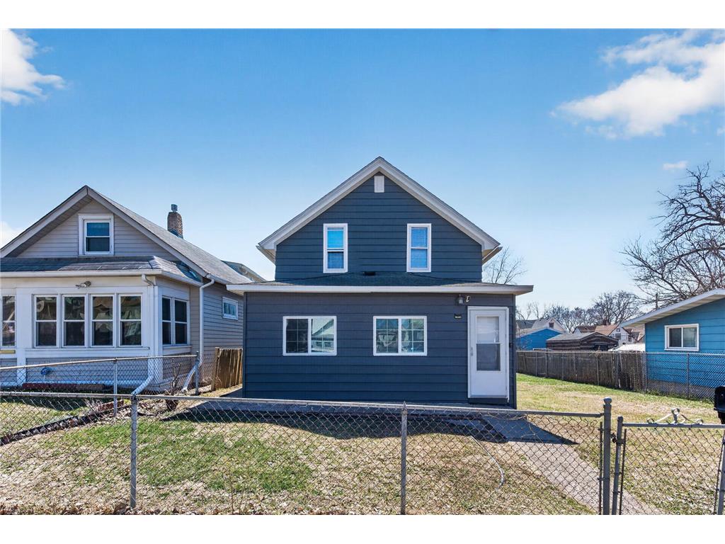 372 Lawson Avenue E Saint Paul MN 55130 7058900 image3