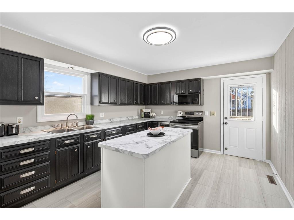 3720 43rd Avenue S Minneapolis MN 55406 7072999 image2