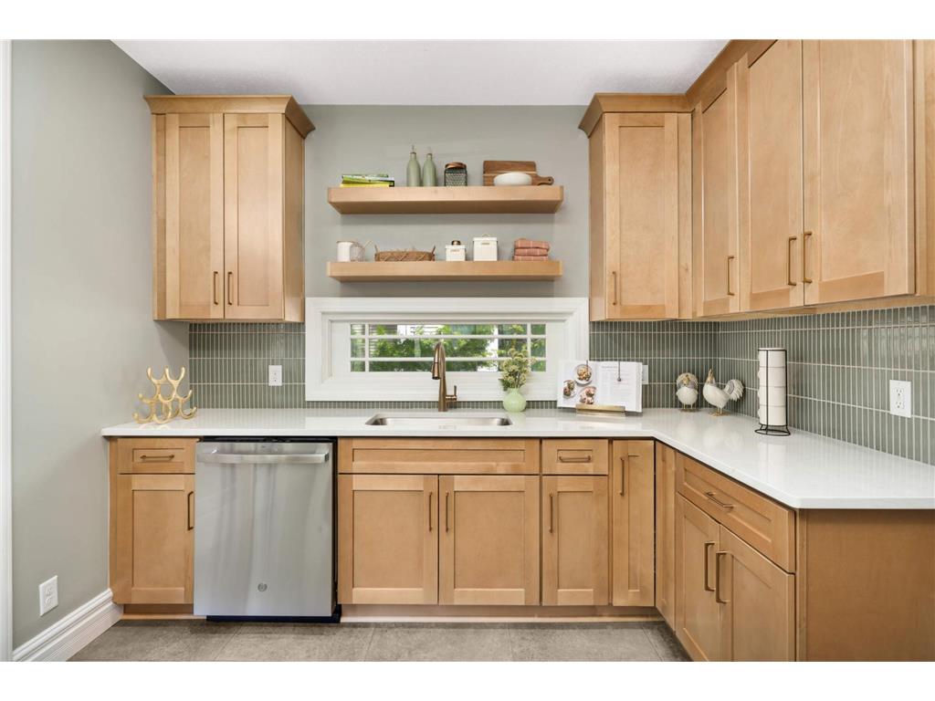 3720 Blaisdell Avenue Minneapolis MN 55409 6648273 image1