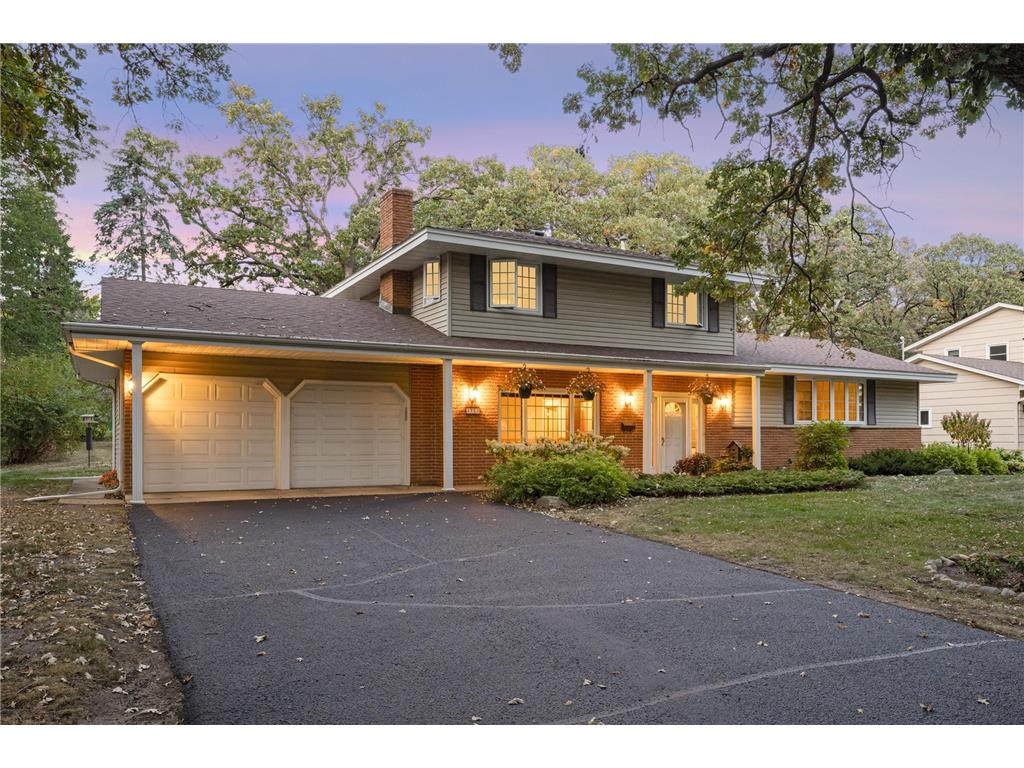 3720 Overlook Drive, Bloomington, MN 55431 MLS 6265141 Edina Realty