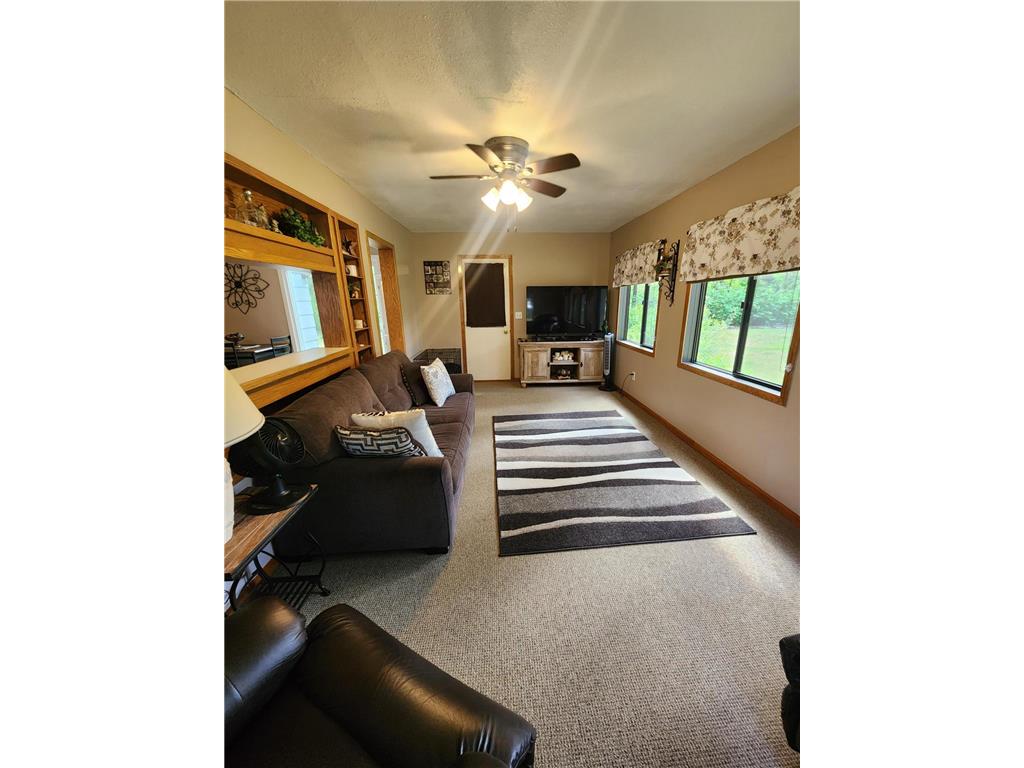 37203 US 71 Lake George MN 56458 7091113 image4