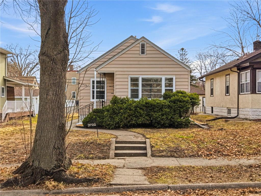 3722 Queen Avenue N Minneapolis MN 55412 7047751 image1