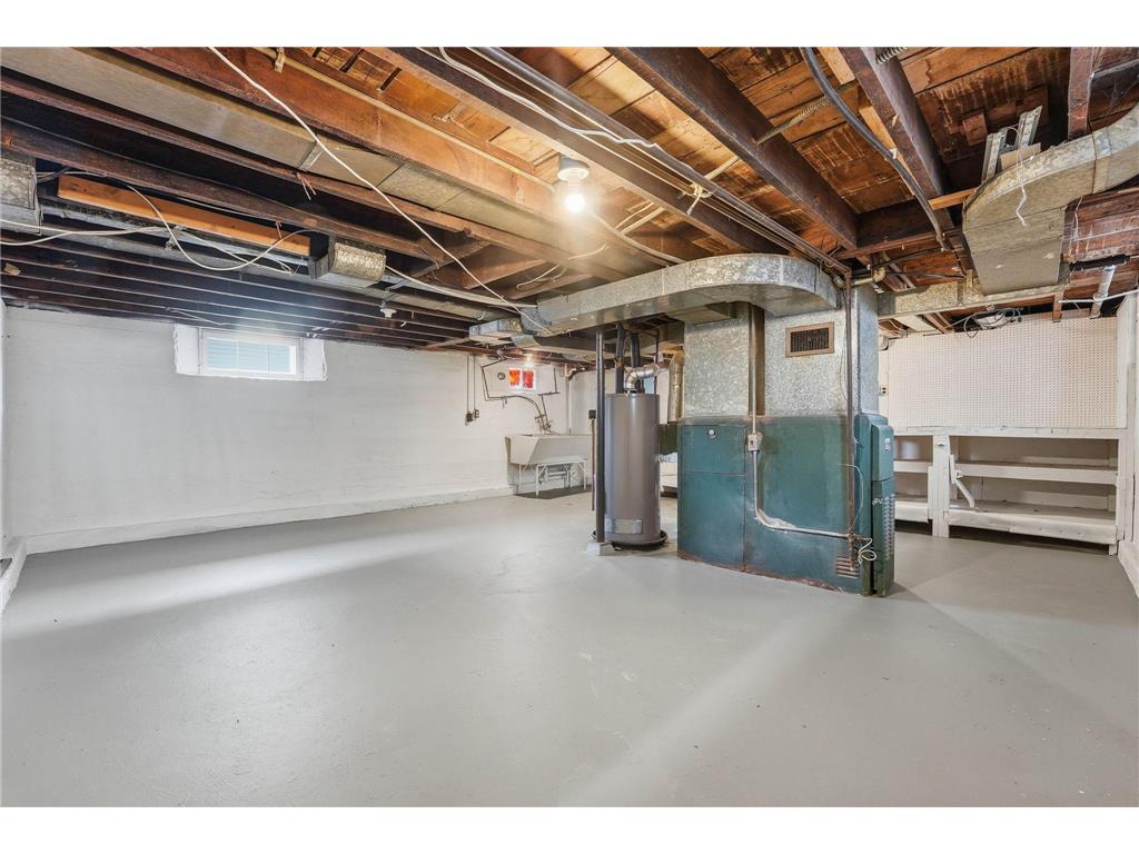 3722 Queen Avenue N Minneapolis MN 55412 7047751 image18