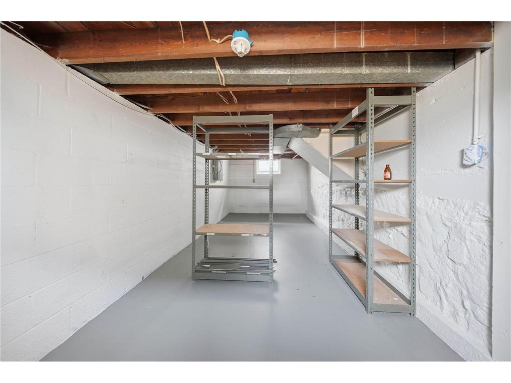3722 Queen Avenue N Minneapolis MN 55412 7047751 image21