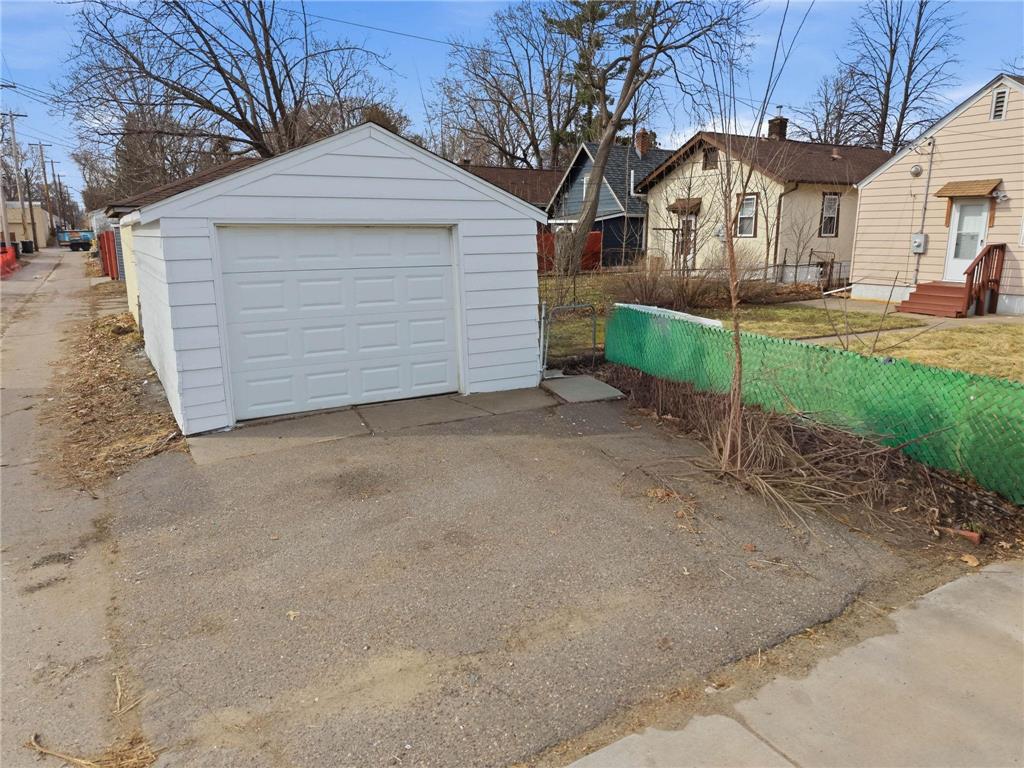 3722 Queen Avenue N Minneapolis MN 55412 7047751 image22