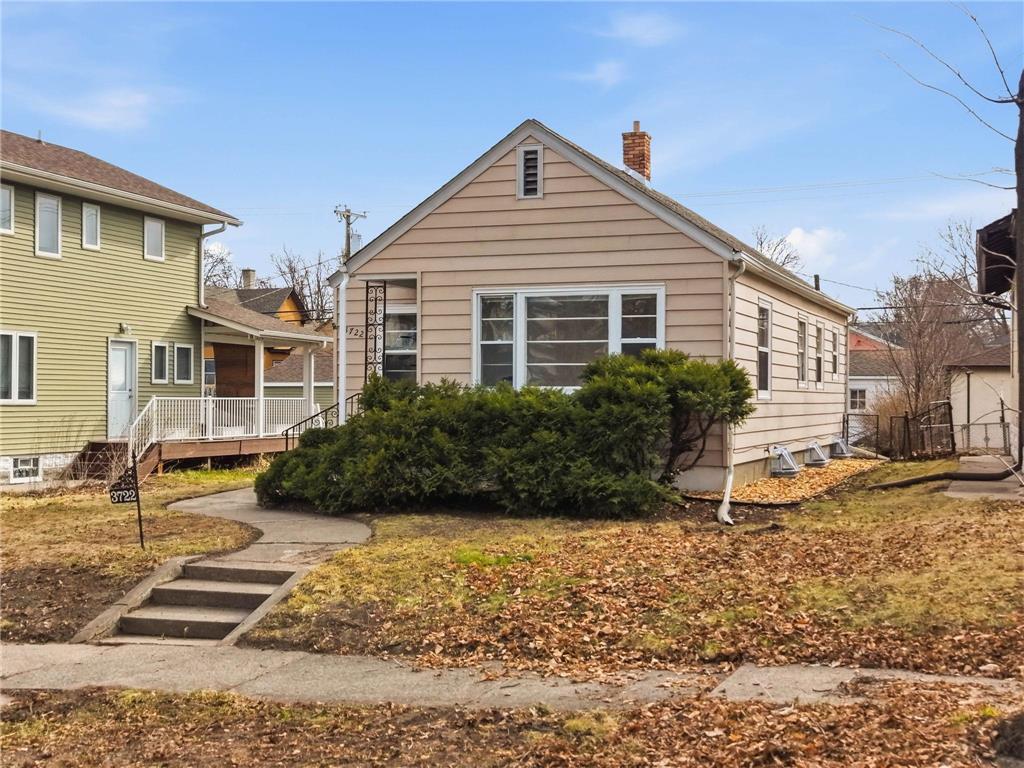 3722 Queen Avenue N Minneapolis MN 55412 7047751 image23