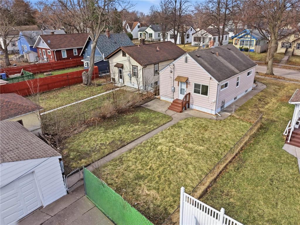 3722 Queen Avenue N Minneapolis MN 55412 7047751 image25