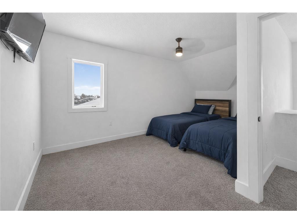 3724 345th Avenue NE Cambridge Twp MN 55008 - Erickson Lake 6826849 image15