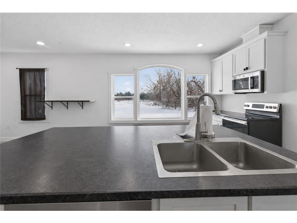 3724 345th Avenue NE Cambridge Twp MN 55008 - Erickson Lake 6826849 image3