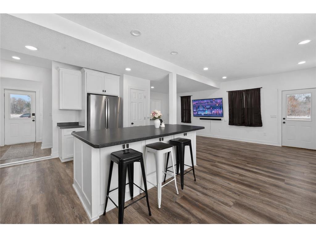 3724 345th Avenue NE Cambridge Twp MN 55008 - Erickson Lake 6826849 image5