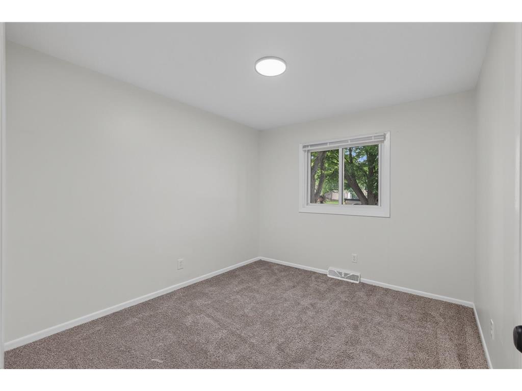3725 174th Avenue NW Andover MN 55304 7107037 image28