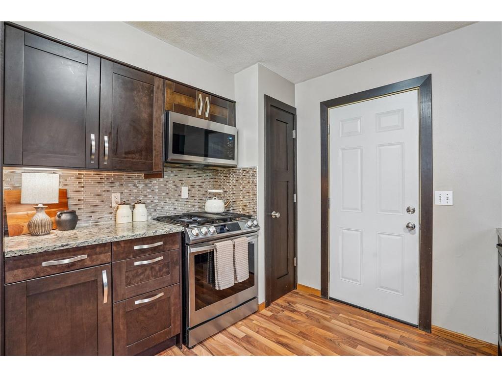 3725 80th Avenue N Brooklyn Park MN 55443 7058585 image10