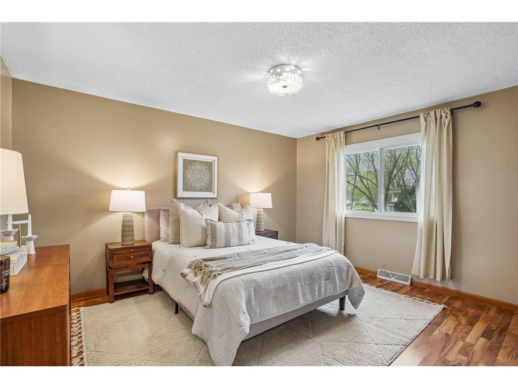 3725 80th Avenue N Brooklyn Park MN 55443 7058585 image13