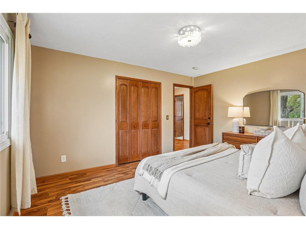 3725 80th Avenue N Brooklyn Park MN 55443 7058585 image14