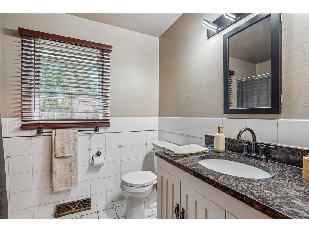 3725 80th Avenue N Brooklyn Park MN 55443 7058585 image20