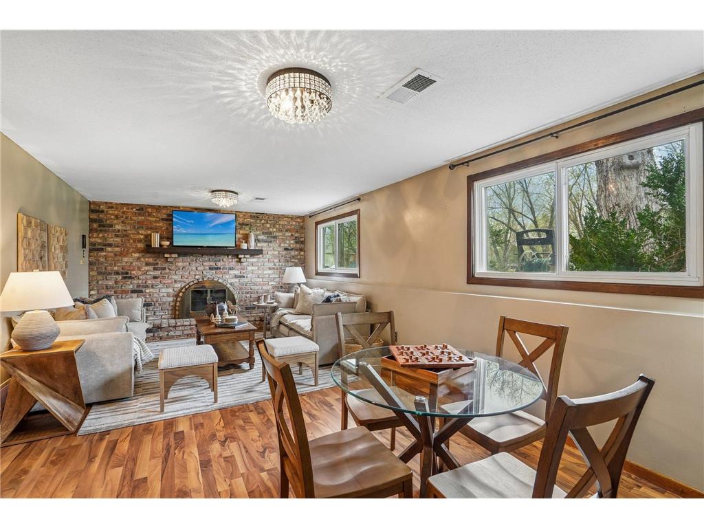3725 80th Avenue N Brooklyn Park MN 55443 7058585 image23