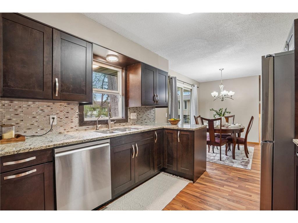 3725 80th Avenue N Brooklyn Park MN 55443 7058585 image25