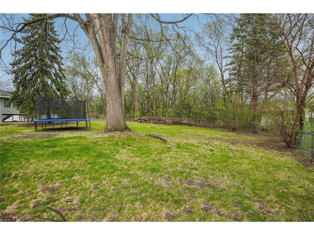 3725 80th Avenue N Brooklyn Park MN 55443 7058585 image27