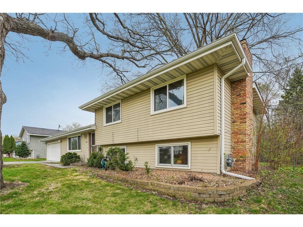 3725 80th Avenue N Brooklyn Park MN 55443 7058585 image30