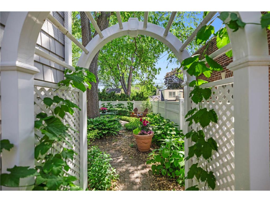 3725 Glenhurst Avenue Saint Louis Park MN 55416 7055491 image56