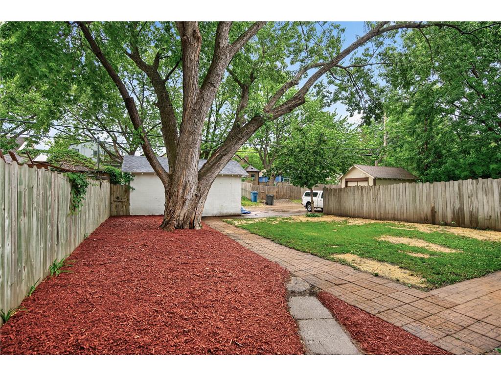 3726 Thomas Avenue N Minneapolis MN 55412 7081758 image21