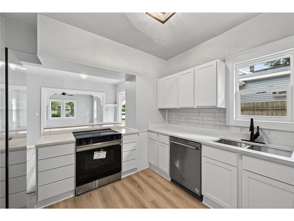 3727 Aldrich Avenue N Minneapolis MN 55412 6743934 image1