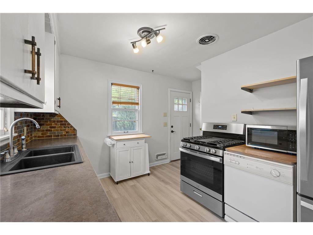 3728 Polk Street NE Columbia Heights MN 55421 7086123 image8