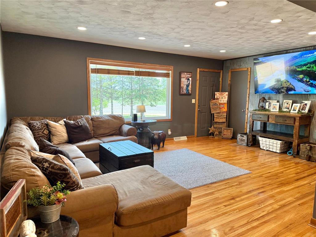 37285 161st Avenue Montgomery MN 56069 7074946 image16