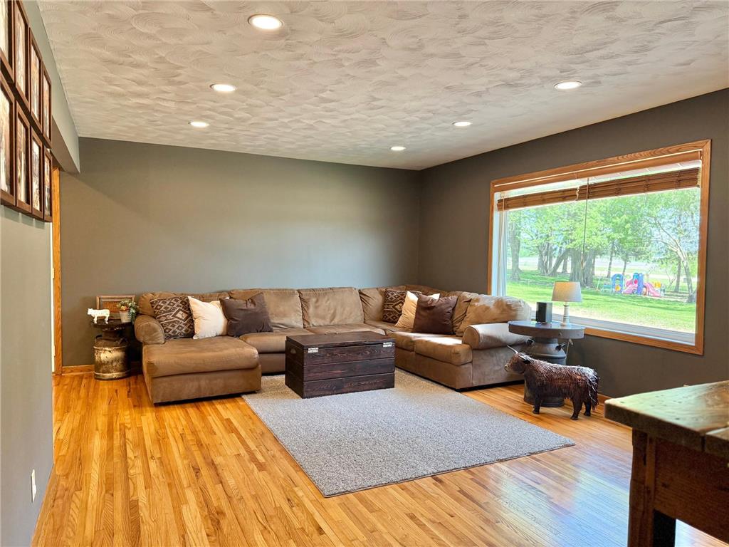 37285 161st Avenue Montgomery MN 56069 7074946 image17