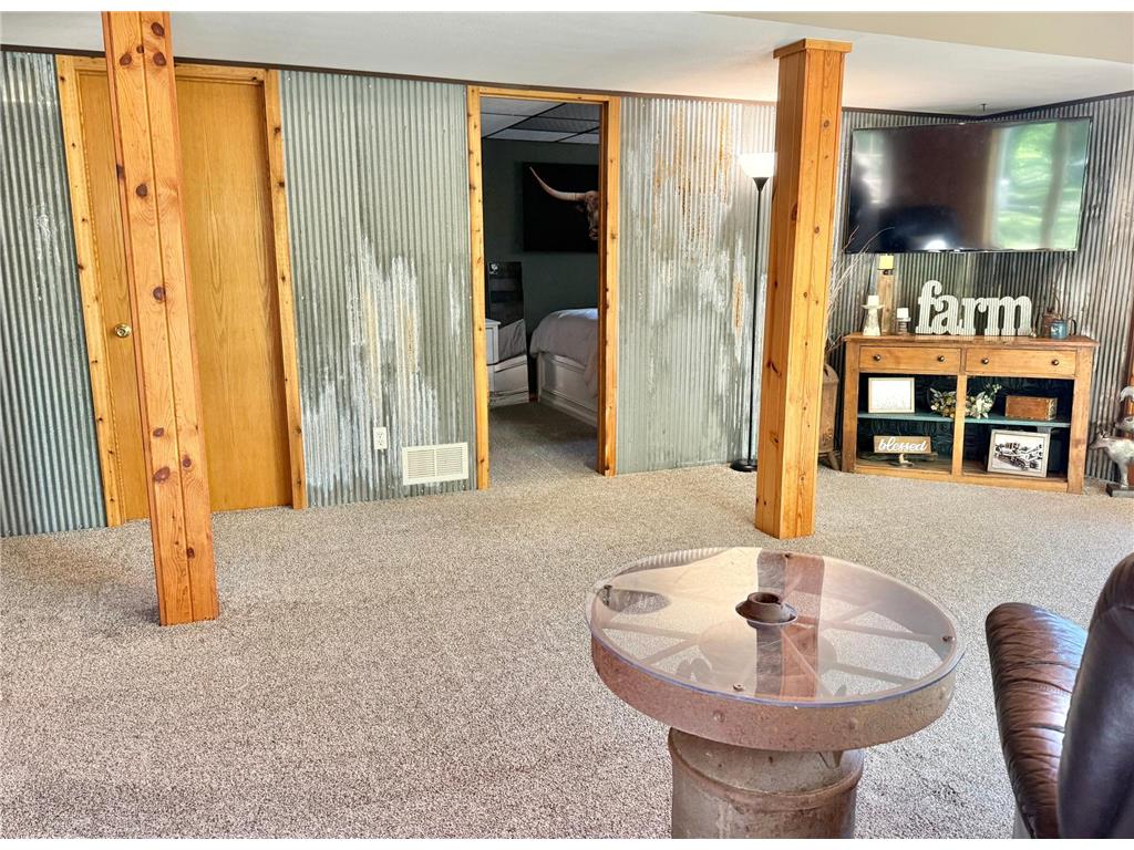 37285 161st Avenue Montgomery MN 56069 7074946 image30