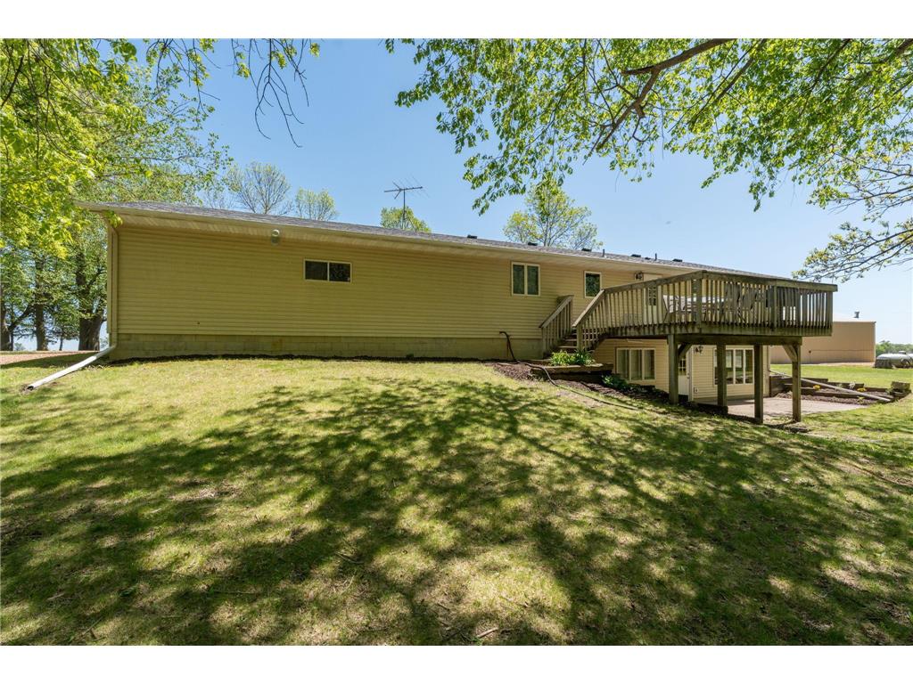 37285 161st Avenue Montgomery MN 56069 7074946 image40